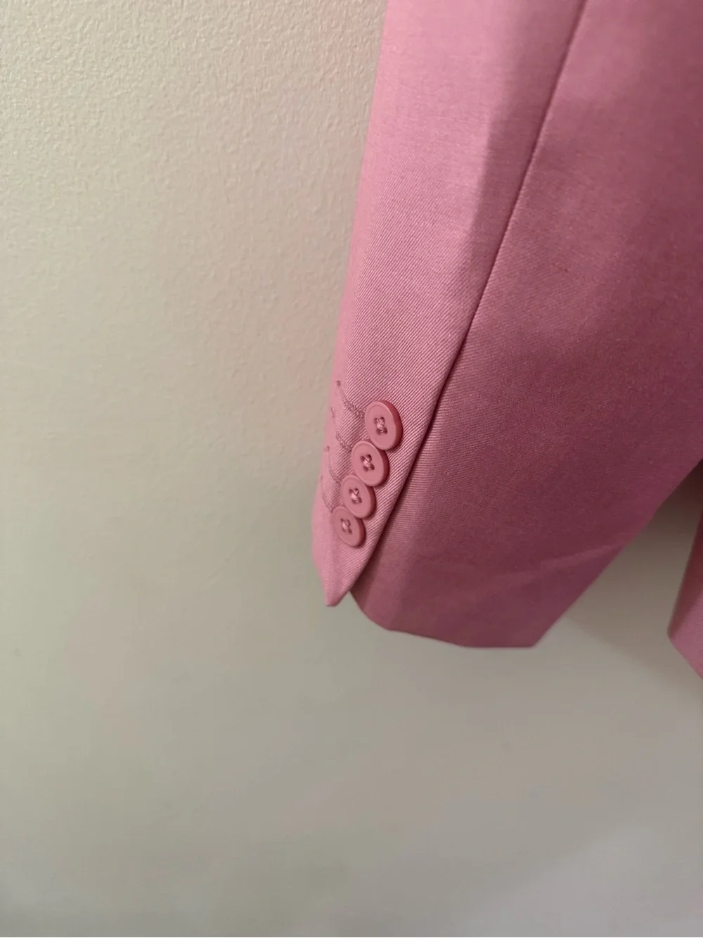 Boohoo Man Blazer Colorblock 2 Tone Pink & Black Belted Jacket Sz 40 Bold Modern